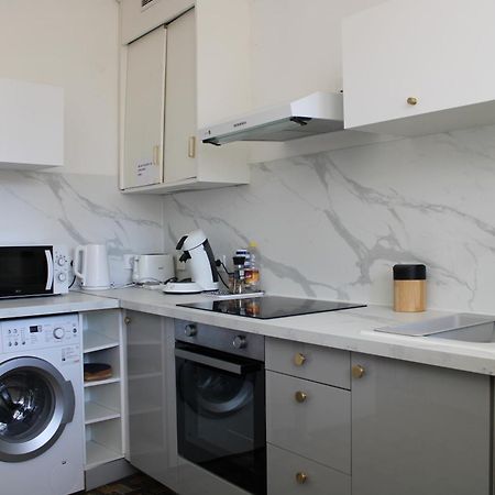 Superbe Appartement Avec Parking Sur Place Nimes Exterior photo