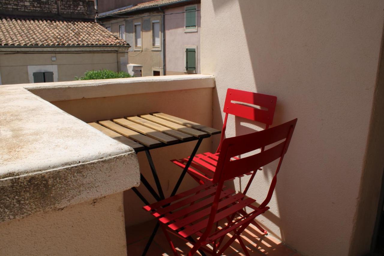 Superbe Appartement Avec Parking Sur Place Nimes Exterior photo