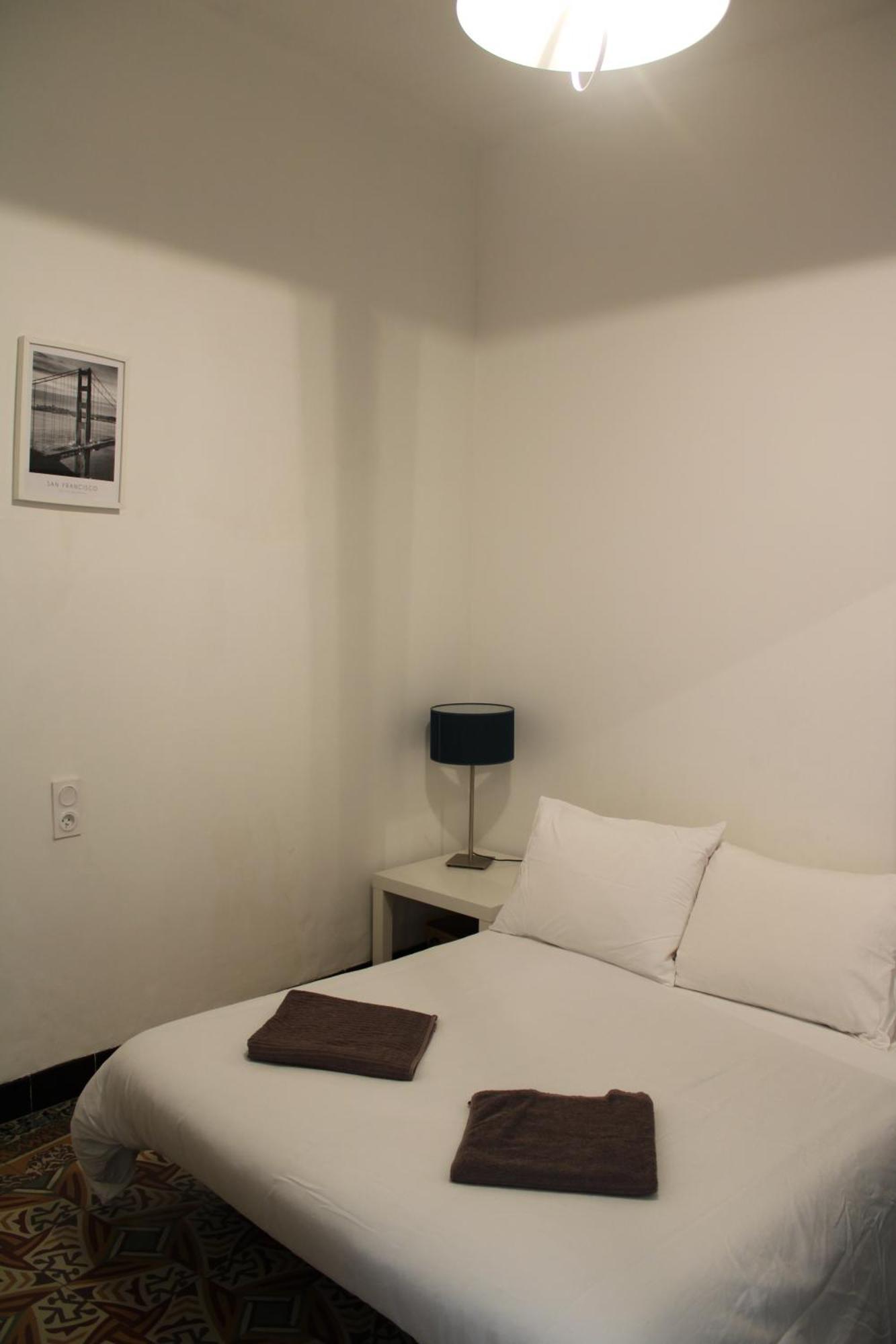 Superbe Appartement Avec Parking Sur Place Nimes Exterior photo
