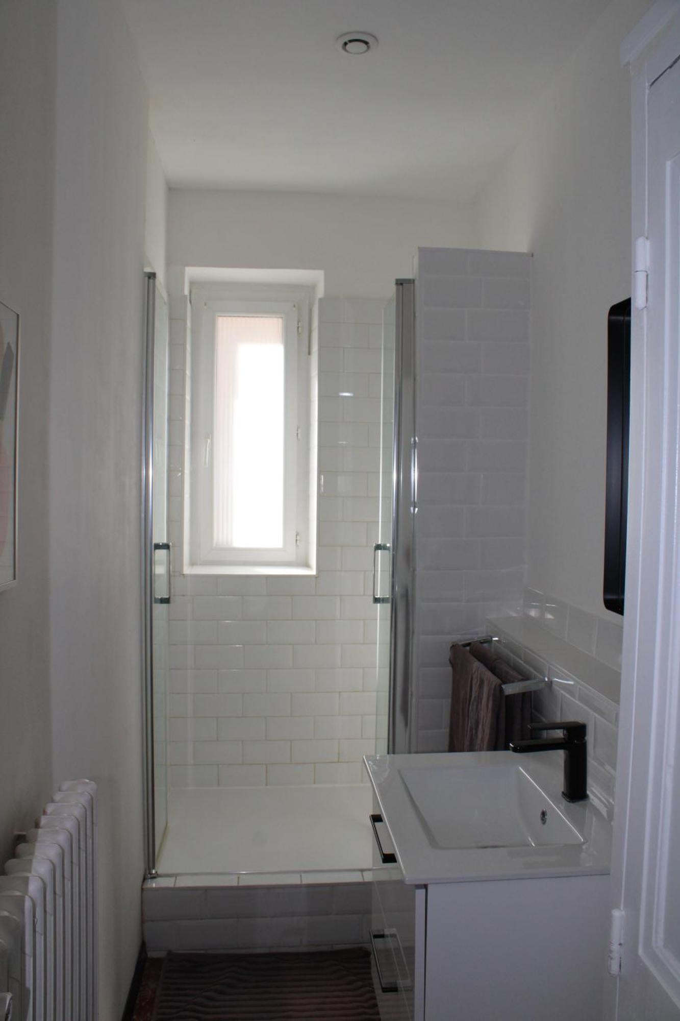 Superbe Appartement Avec Parking Sur Place Nimes Exterior photo